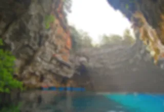 Betoverend: De Melissani grot in Griekenland