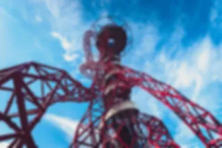 Londen's Orbit Tower wordt een reuzenglijbaan