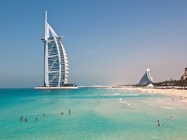 Discover Oman & Dubai