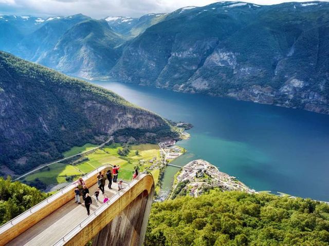 Ingunn 17-daagse autorondreis door Noorwegen