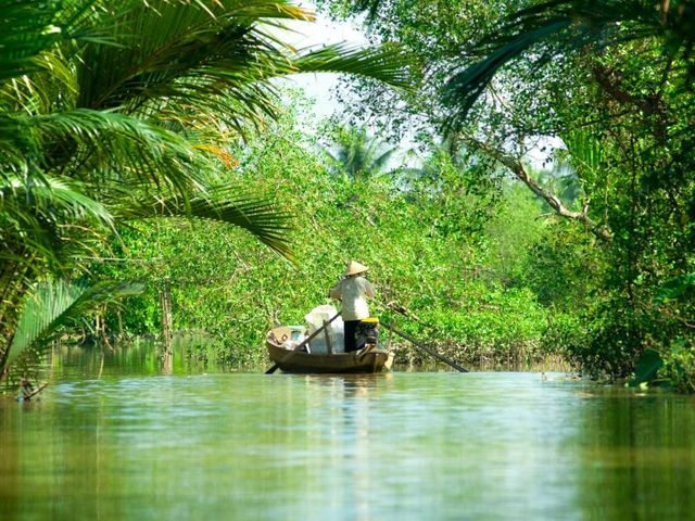 Discover Vietnam