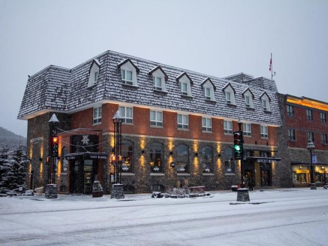 Wintersport - Mount Royal Hotel, Banff