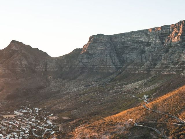 Over zebrapad naar Tafelberg
